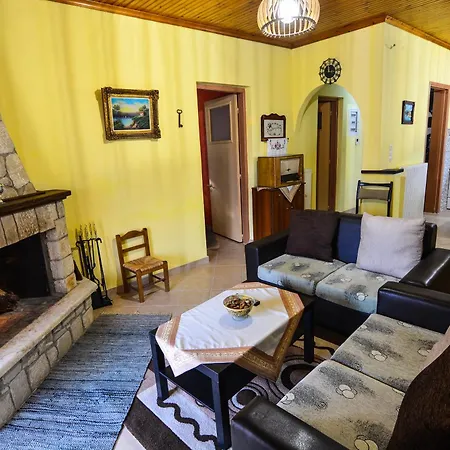 το θέατρο των ονείρων * Μέση Συνοικία Τρικάλων